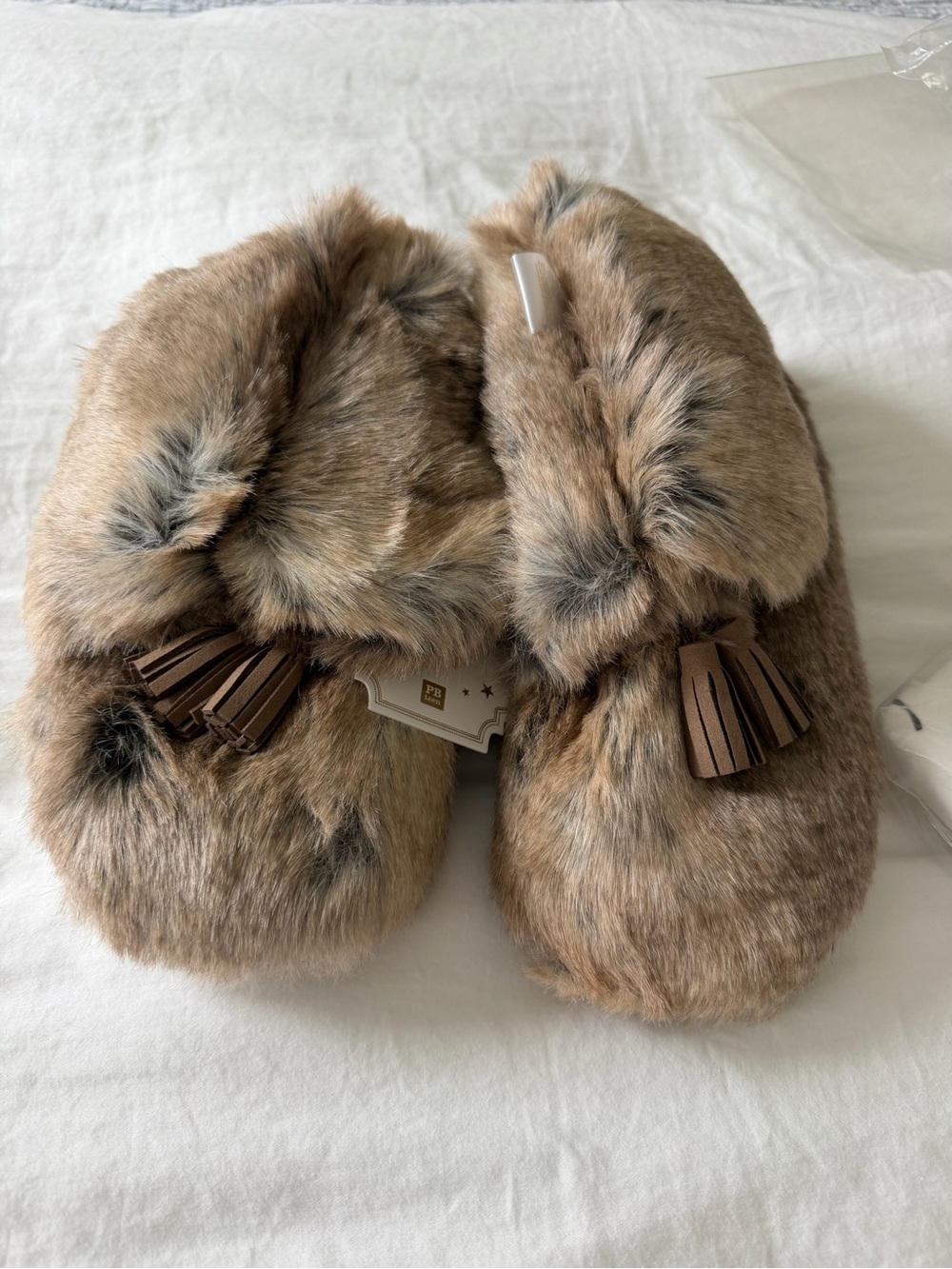 Faux Fur Cozy Slippers with Tassels - Brown LG